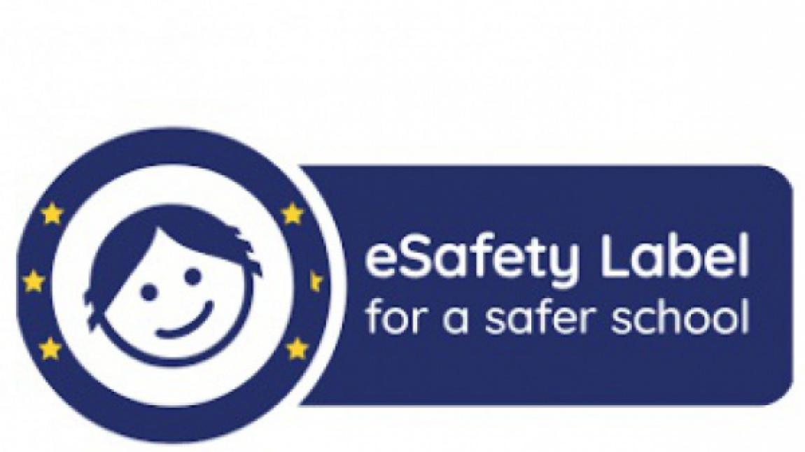 eSafety Label (Gümüş Etiket)  haberimiz EBA da yayınlandı.